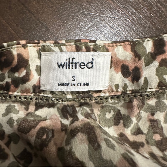 Aritzia Wilfred Silk Leopard Print Camo Tank top Size Small Women’s - Picture 12 of 13